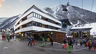 Fire & ice ha realizzato una propria struttura abitativa per il personale a Ischgl