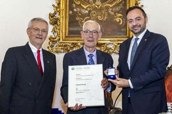 Ebner, Bampi, Galateo