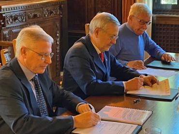 Vereinbarung zwischen der Handelskammer und dem Regierungskommissariat Bozen unterzeichnet