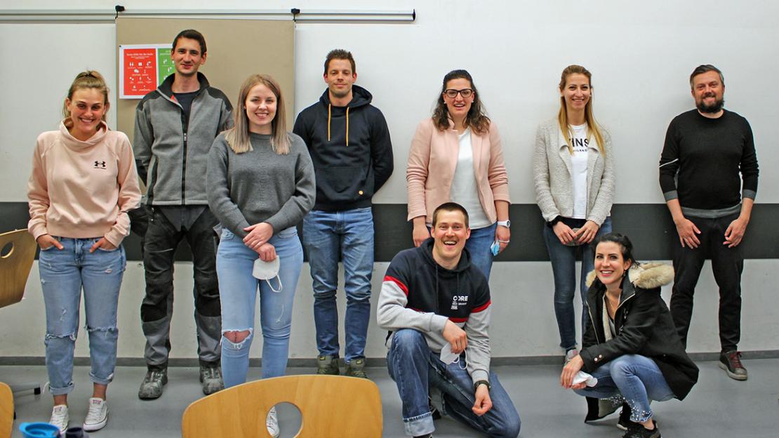 Teilnehmer/innen der Kursgruppe Unternehmensführung im Handwerk. Teilnehmer/innen der Kursgruppe Unternehmensführung im Handwerk.