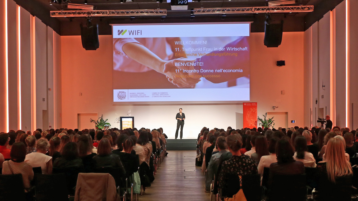 Donne provenienti da tutti i settori e da diverse parti della Provincia hanno partecipato